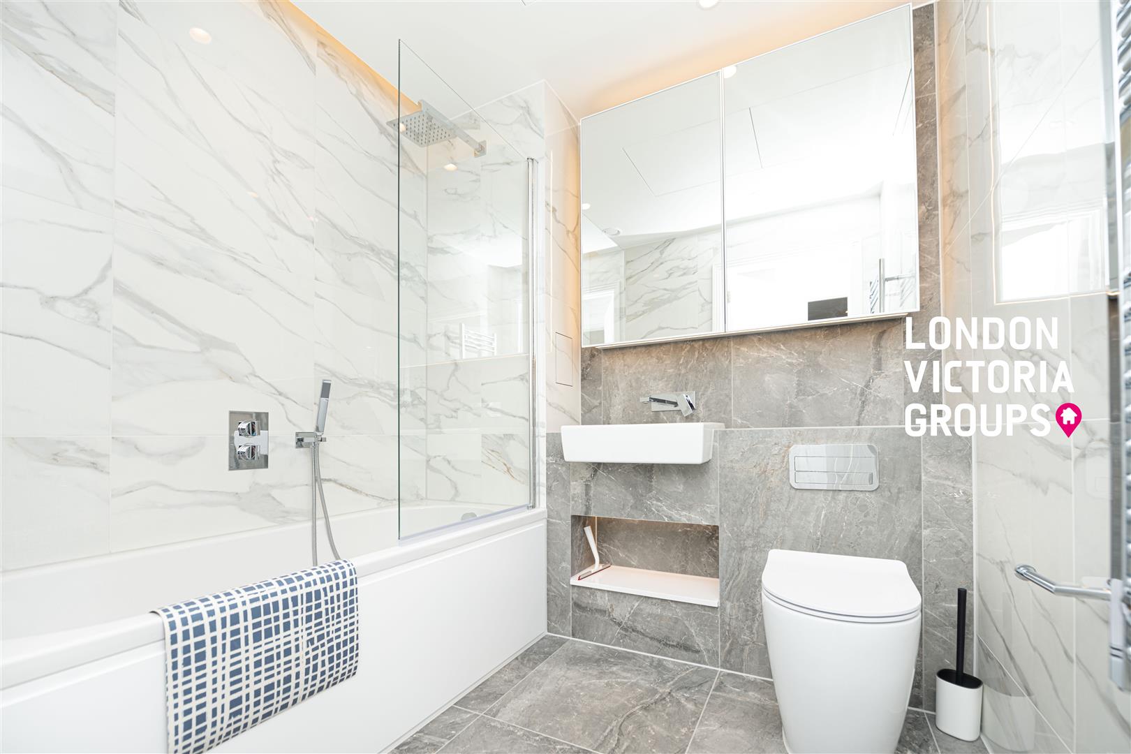 Waterview Apartments, William Morris Way, London